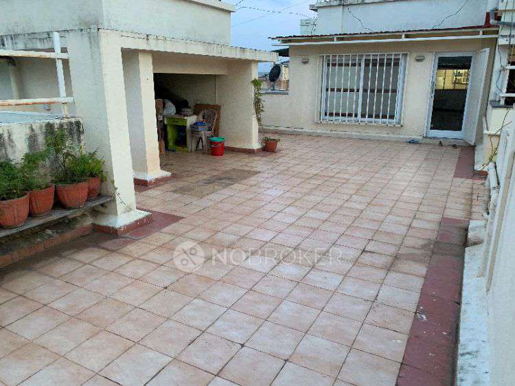 Single Room for Female In 3 BHK  In Radhainagari Apartments In Pimple Saudagar