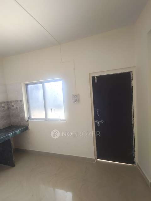1 BHK Flat In 3rd Floor Above Deep Jyoti Sarees for Rent  In Sahyadri Bazaar