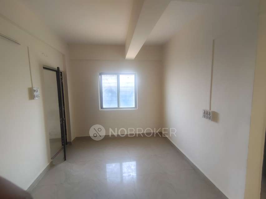 1 BHK Flat In 3rd Floor Above Deep Jyoti Sarees for Rent  In Sahyadri Bazaar