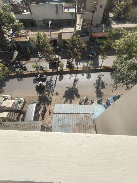 1 BHK Flat In 3rd Floor Above Deep Jyoti Sarees for Rent  In Sahyadri Bazaar