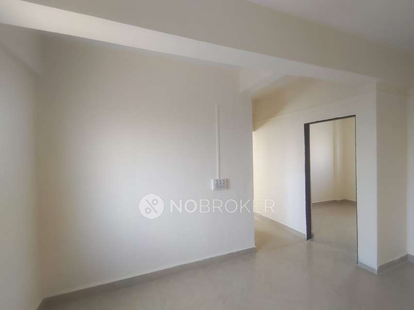 1 BHK Flat In 3rd Floor Above Deep Jyoti Sarees for Rent  In Sahyadri Bazaar