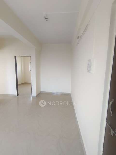 1 BHK Flat In 3rd Floor Above Deep Jyoti Sarees for Rent  In Sahyadri Bazaar