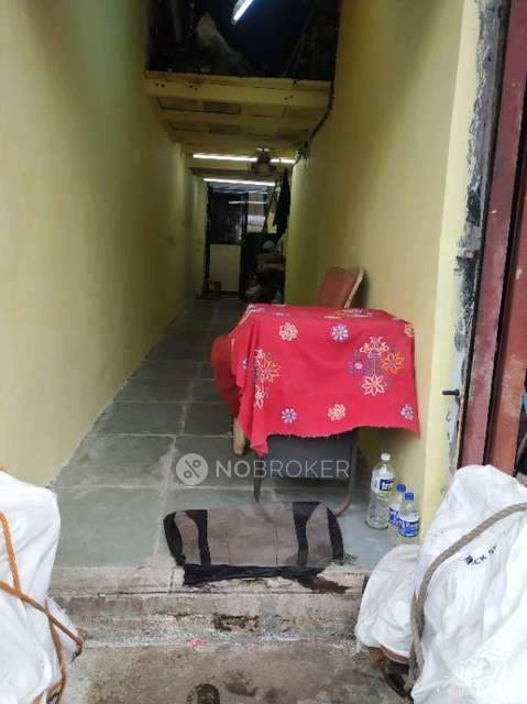 Shop in Shivaji Kutir Mandal, Lal Bahadur Shastri Marg, Opp. Delux Hotel, Kapadia Nagar, Kurla, Mumbai, Maharashtra 400070, India, Mumbai for Rent 