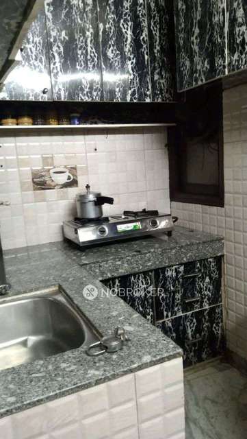 PG for Girls in Sudershan Park Nala Bridge