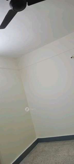 1 BHK Flat In Alaknanda Society, Kothrud for Rent  In Kothrud