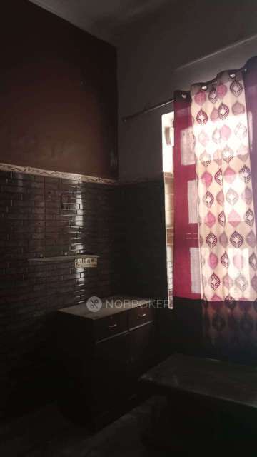 1 BHK House for Rent  In  West Sant Nagar, Burari