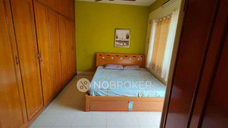 4 BHK Flat In Yogeshwara Apartment, Saptjagiri Nagar for Rent  In Hosakerehalli