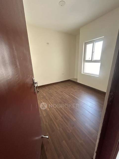 4 BHK Flat In Bptp Parklands For Sale  In Neharpar