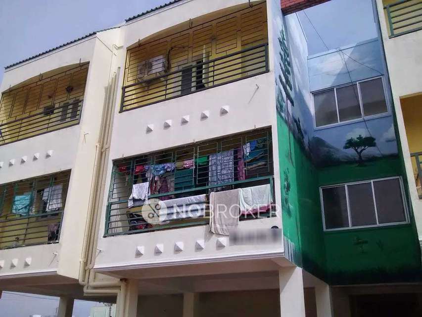 2 BHK Flat In Ganesh Apartment For Sale  In Kilambakkam