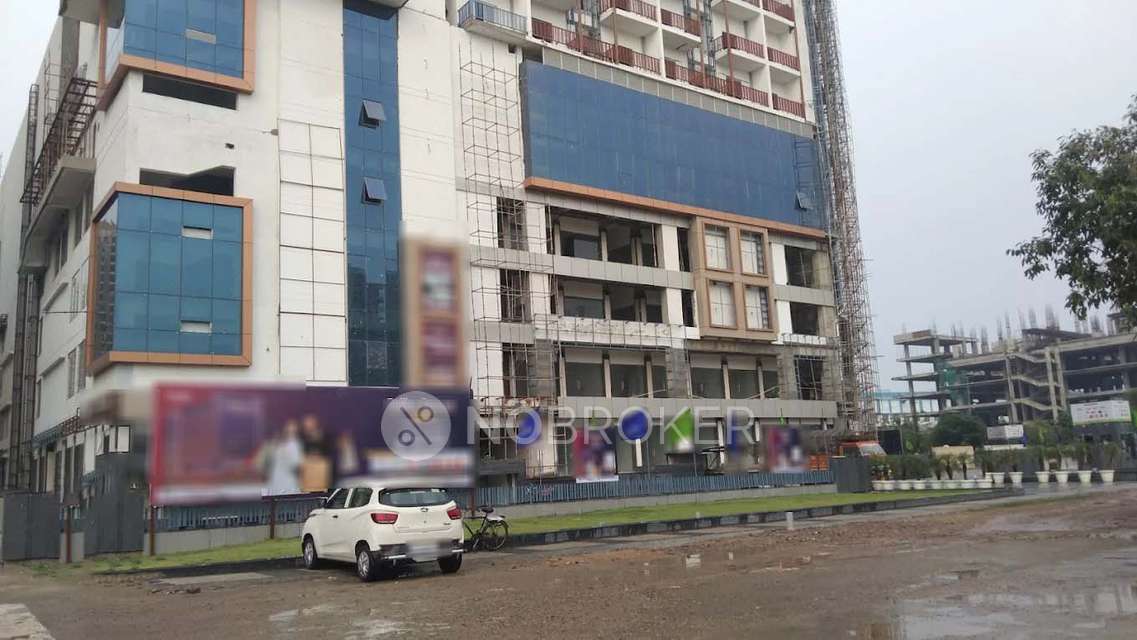 Shop in Sector 16, Noida for sale 