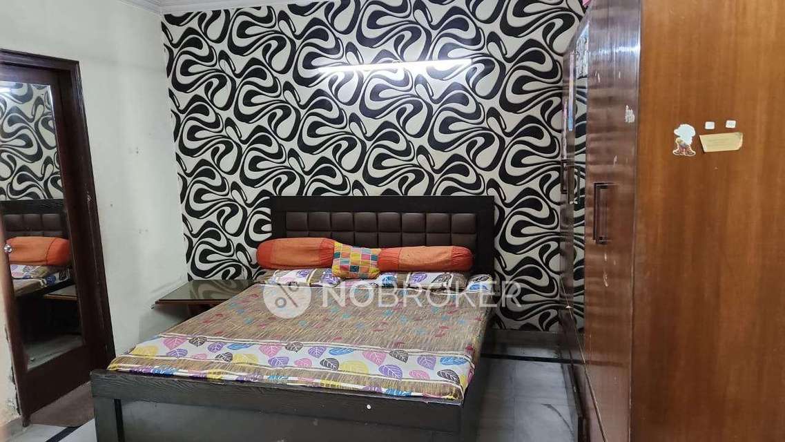 2 BHK Flat For Sale  In Kalkaji