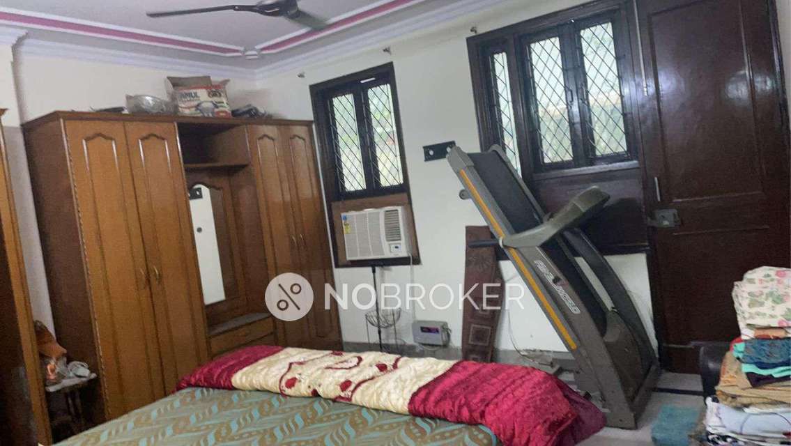 2 BHK Flat For Sale  In Kalkaji