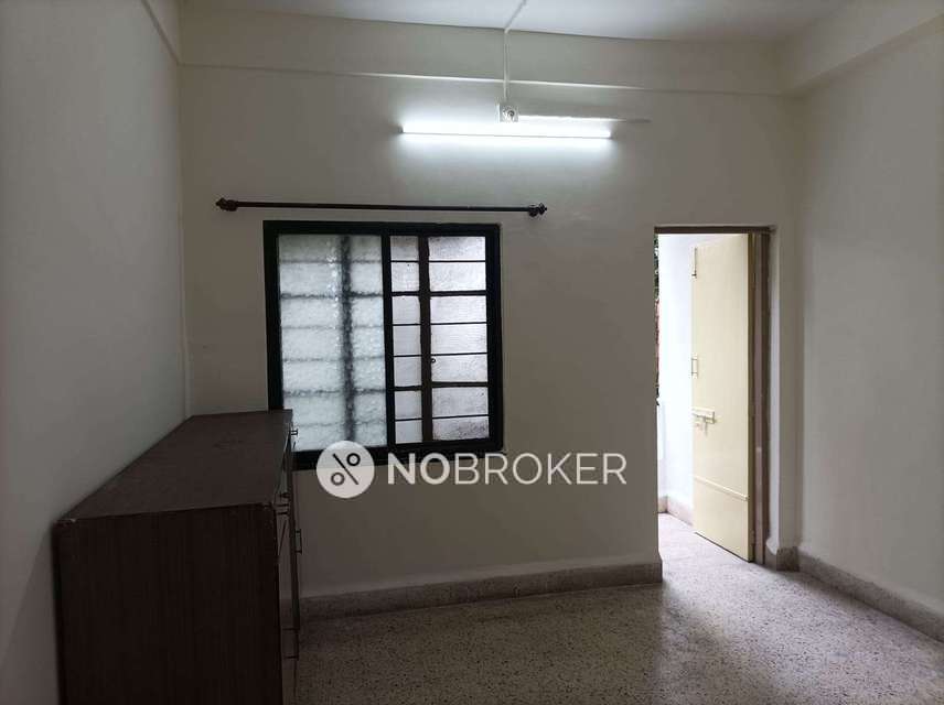Single Room for Male In 2 BHK  In Shambhu Vihar Society In Aundh