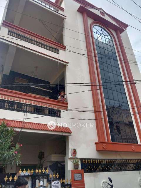 4+ BHK Flat In Standalone Builidng  For Sale  In Vanasthalipuram
