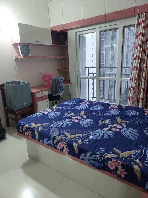 Single Room for Female In 3 BHK  In Godrej Infinity In Keshav Nagar