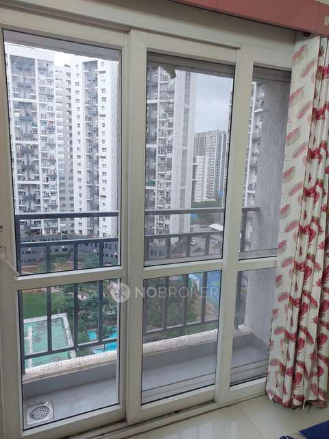 Single Room for Female In 3 BHK  In Godrej Infinity In Keshav Nagar