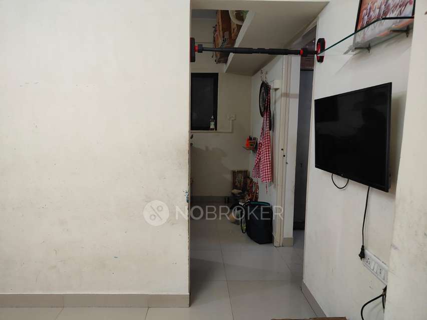1 BHK Flat In Sai Samarth Buliding for Rent  In Ashish Garden Banquet Hall