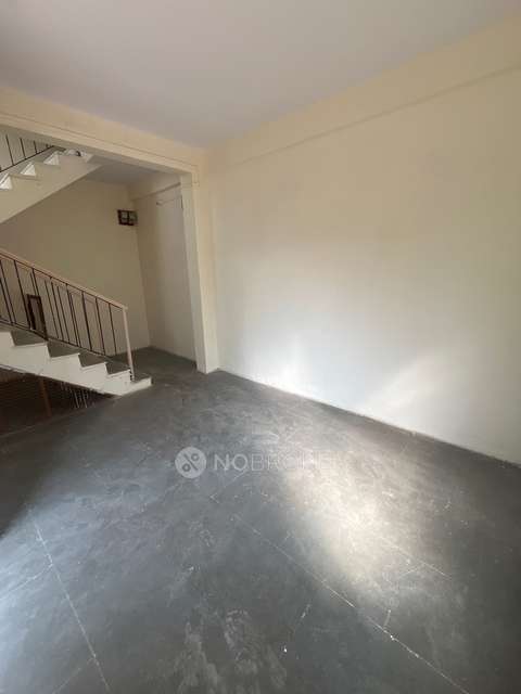 3 BHK House for Rent  In Learnwell School.