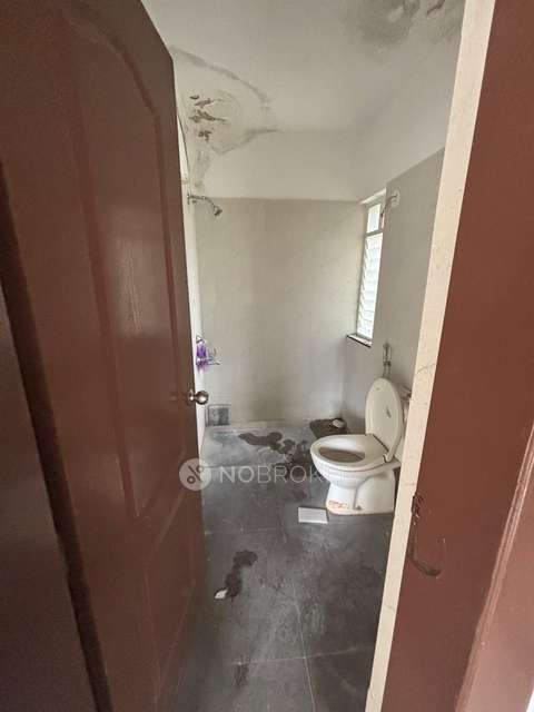 2 BHK Flat In The Lake District, Kondhwa Budruk for Rent  In Kondhwa Budruk