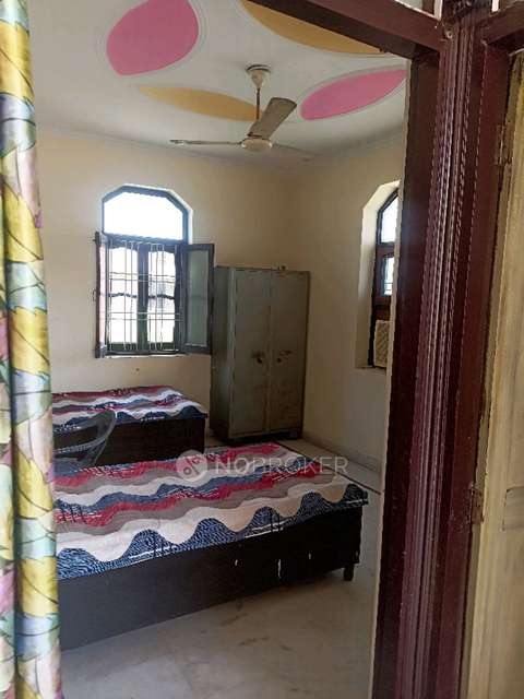 PG for Anyone in Sarita Vihar