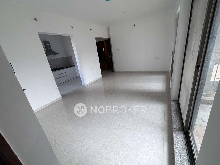 2 BHK Flat In Pride Manhattan For Sale  In Charholi Budruk