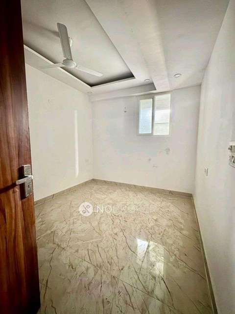 3 BHK Flat In Krystal Supremus For Sale  In Sector 1