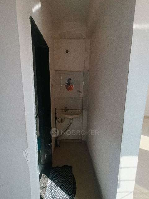 1 BHK Flat In Sv Jare Shridhar Heights for Rent  In Shridhar Heights