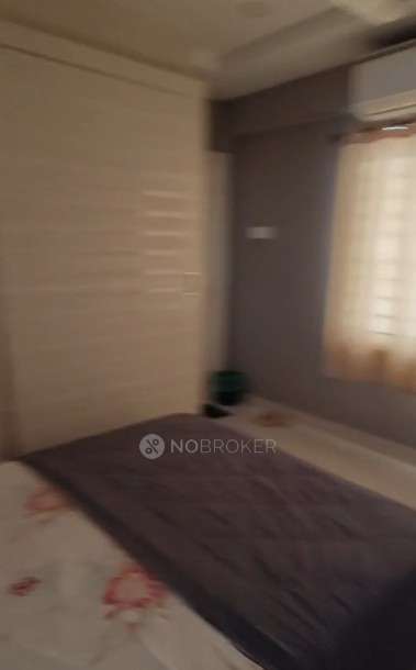 Single Room for Female In 3 BHK  In Vyjayanth Sonnets, Kothaguda In Kothaguda