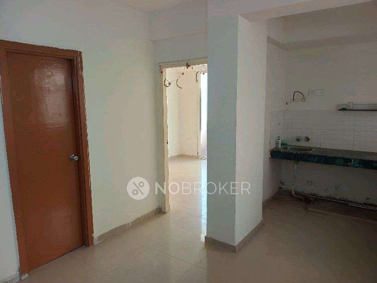 2 BHK Flat In Green Court For Sale  In Green Court