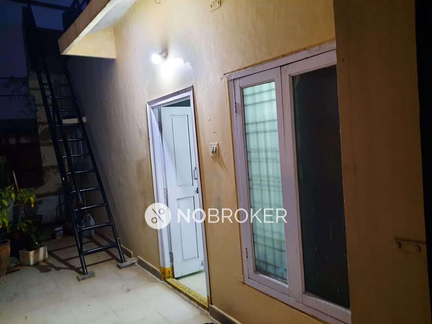 1 BHK Flat For Sale  In Shivaji Nagar