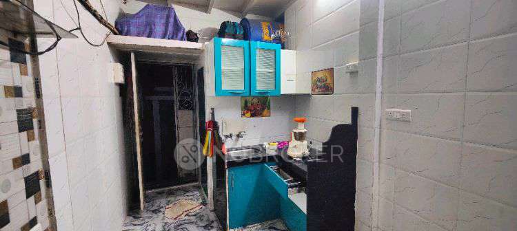1 RK House for Rent  In Khar West