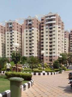 Shared Room for  In 4 BHK  In Tesia In Gachibowli