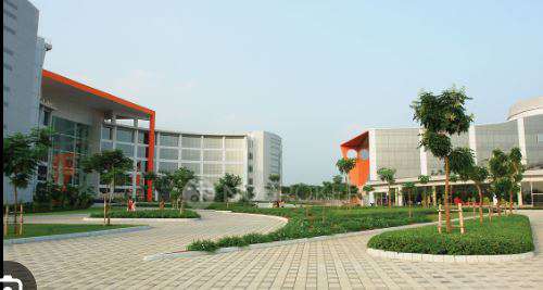 Commercial Property in Mahindra World City, Chennai for Rent