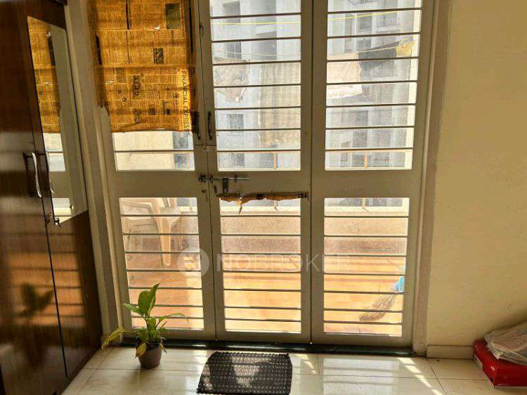 Shared Room for Female In 2 BHK  In Gulmarg Co Op Housing Society, Mumbai Pune Bypass Rd Flyover, Near Green Zone Apartments, Near Rohan Leher, Baner Annex, Baner, Pune, Maharashtra 411045 In Gulmarg Co Op Housing Society