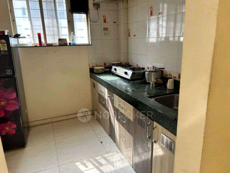 Shared Room for Female In 2 BHK  In Gulmarg Co Op Housing Society, Mumbai Pune Bypass Rd Flyover, Near Green Zone Apartments, Near Rohan Leher, Baner Annex, Baner, Pune, Maharashtra 411045 In Gulmarg Co Op Housing Society