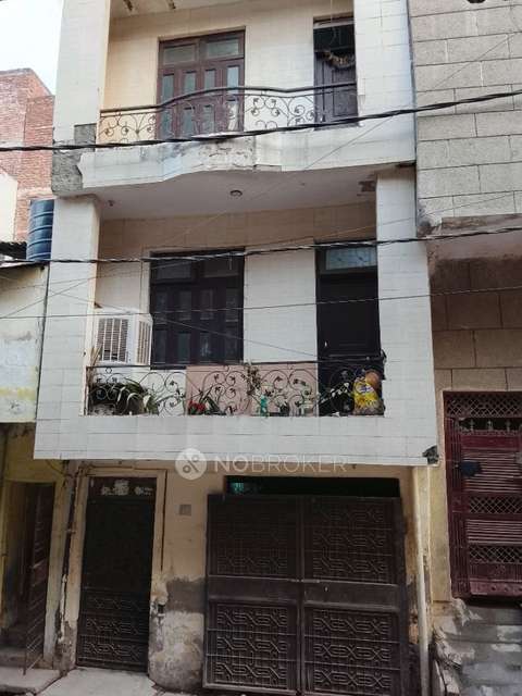 3 BHK House For Sale  In 524, Subhash Park, Makanpur Colony, Sector 62a, Ghaziabad, Noida, Uttar Pradesh 201020, India