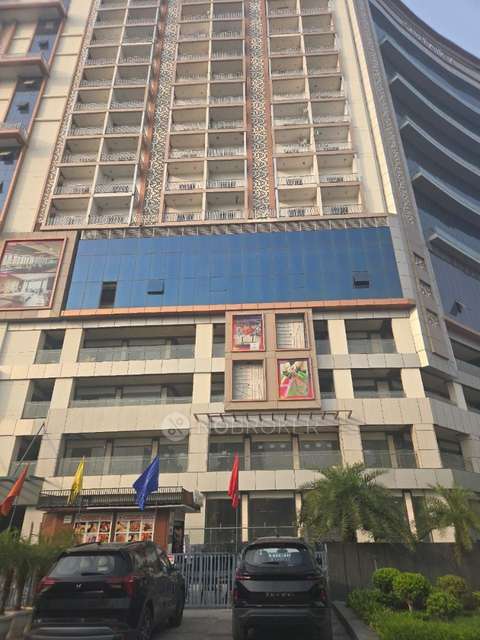 Shop in Ufairia Mall Ek Murti, Greater Noida for Rent 