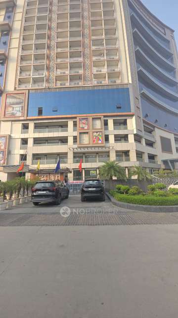 Shop in Ufairia Mall Ek Murti, Greater Noida for Rent 