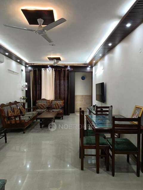 Single Room for Male In 3 BHK  In Jaypee Kosmos, Sector 134 In Sector 134