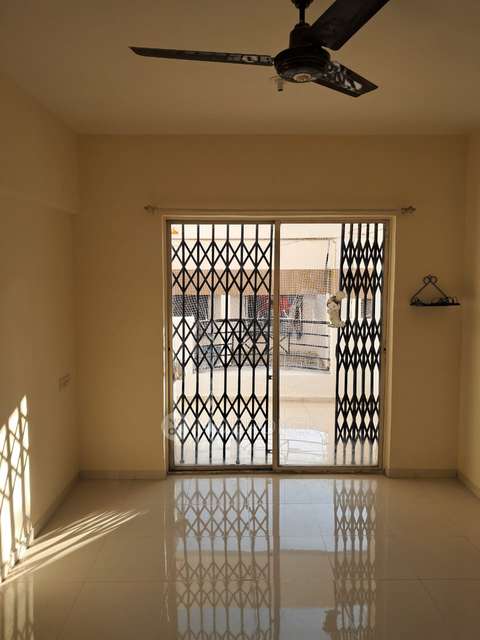 2 BHK Flat In Ambanagari Coop Hsg Dhanori , Nr.vishrantwadi Chowk for Rent In Ambanagri