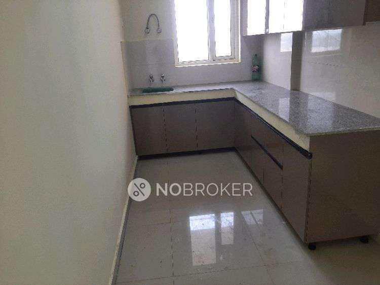 2 BHK Flat In Pyramid Pride Setor 76, Gurgaon For Sale  In Sector 76