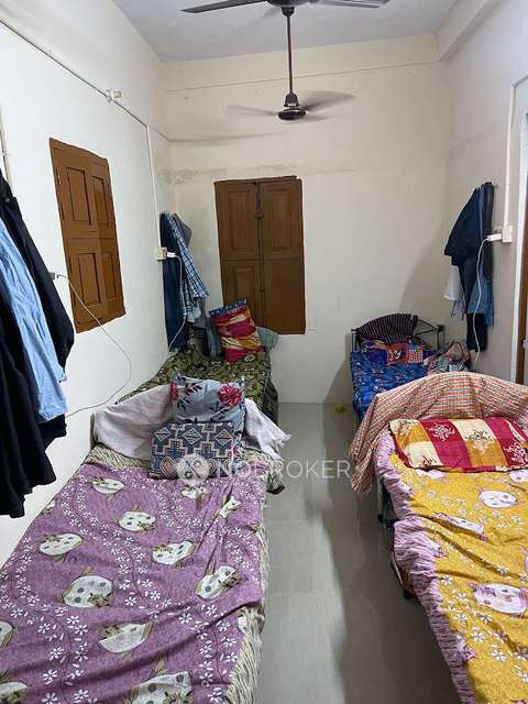 PG for Girls in Thousand Lights