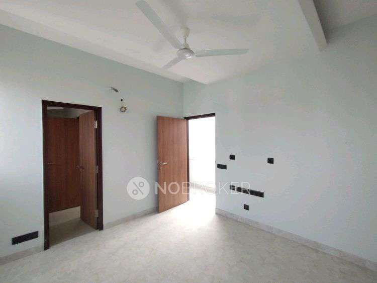 4 BHK Flat In Emaar Emerald Hill For Sale  In Sector 65