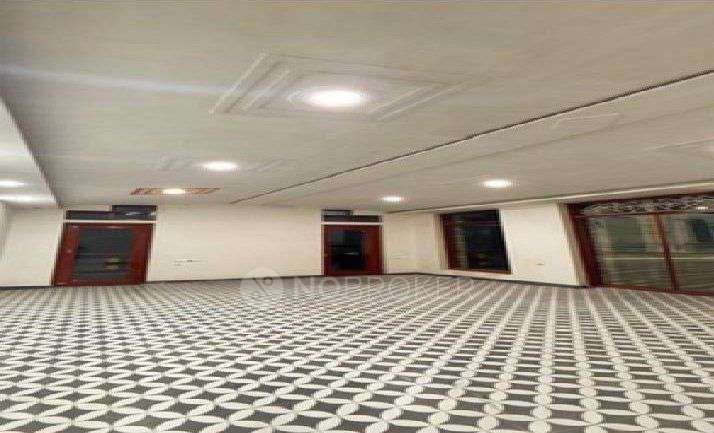 4+ BHK Flat In Shouryapuram For Sale  In Lal Kuanlal Kuan