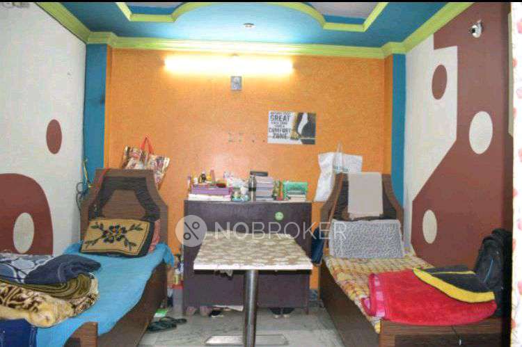 PG for Girls in School Block