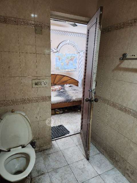 PG for Anyone in 10175, Near Bikanervala | Karol Bagh, Block 15, Wea, Karol Bagh, Delhi, 110005, India