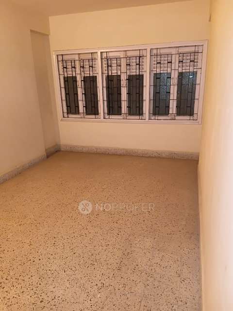 3 BHK Flat In Santacruz Gajanan Co-operative Housing Society, For Sale  In Dattatray Road