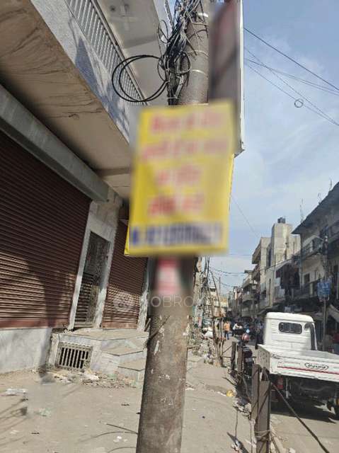 Godown/Warehouse in Madhopura, Ghaziabad for Rent 