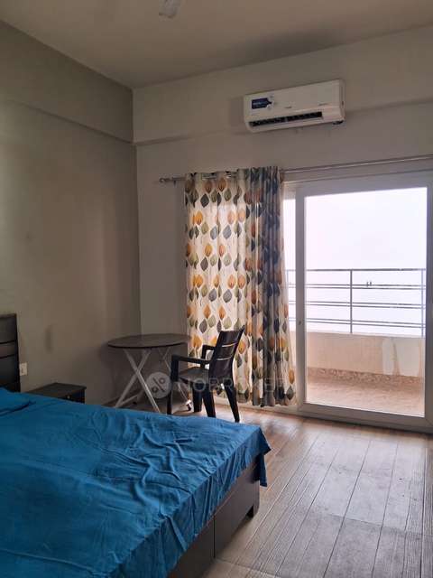 1 RK Flat In Paramount Golfforeste for Rent  In Paramount Golfforeste