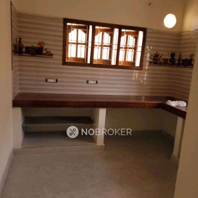 2 BHK Flat In Induvidual for Rent  In Pandaram St